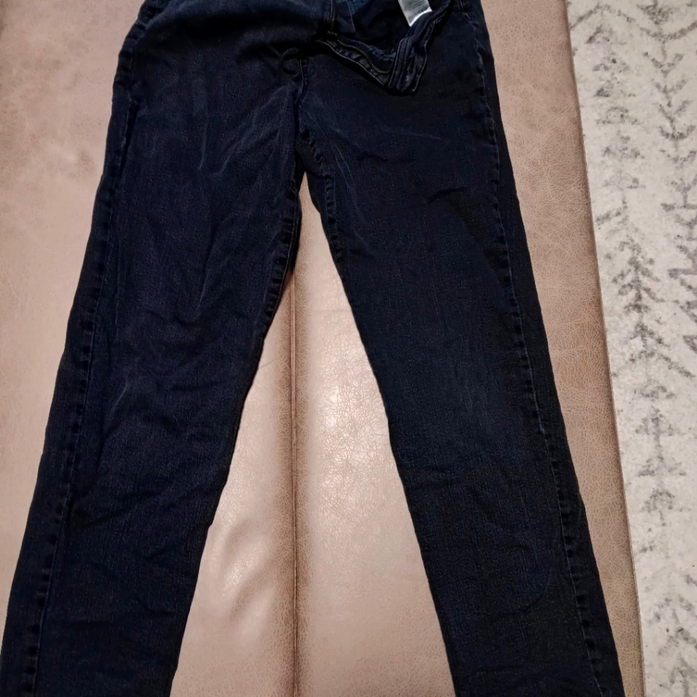 Womens elite jeans size 7/8 flared black